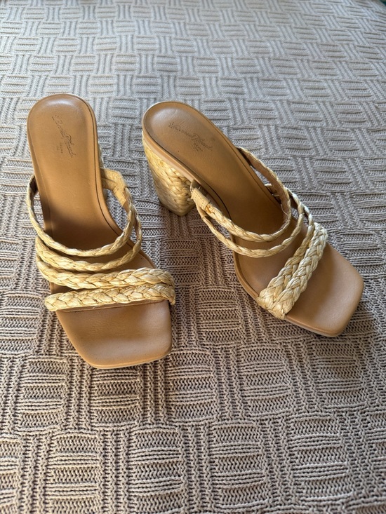 Universal Thread Shoes - Universal Thread Braided Straw Block Heel Sandals in Tan